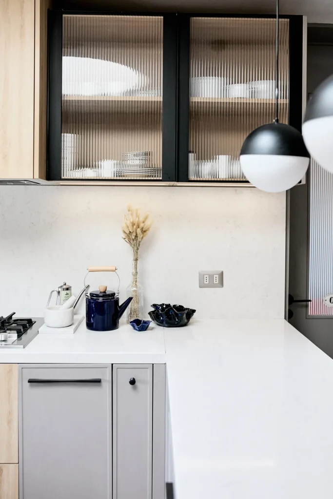 COCINA BLANCA CASA COMODA REMODELACION DE COCINAS (2)